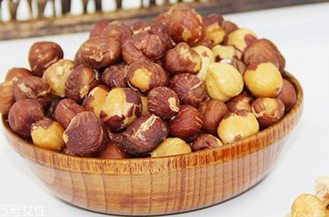 微波爐可以烤榛子嗎 簡(jiǎn)易做法 微波爐可以烤榛子嗎 簡(jiǎn)易做法