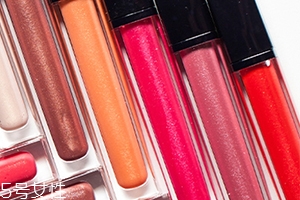 唇彩可以帶上飛機(jī)嗎？不用過(guò)于擔(dān)心