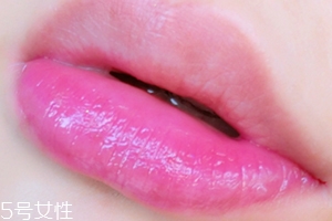 唇彩可以當眼影嗎？不建議這樣使用