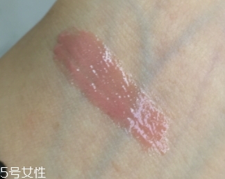 唇彩可以當眼影嗎？不建議這樣使用