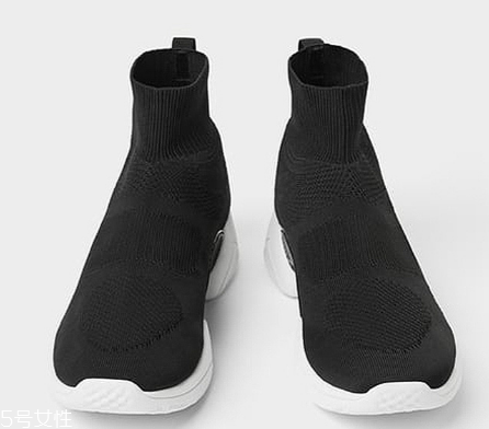 zara低配版巴黎世家襪子鞋多少錢(qián)_在哪買(mǎi)？