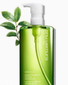 沒有卸妝水怎么卸妝？食用油+洗面奶也能搞定