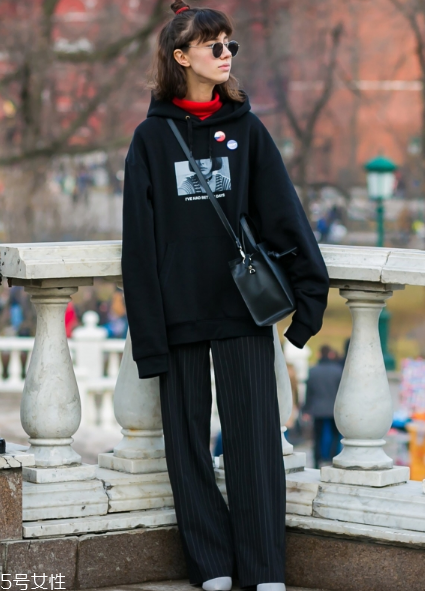 闊腿褲冬天怎么搭配？過一個時髦的冬天