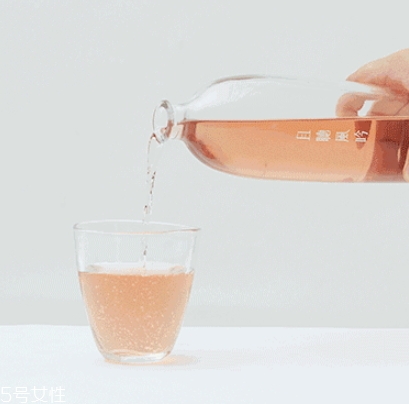 且聽(tīng)風(fēng)吟玫瑰酒好喝嗎？哪里買？