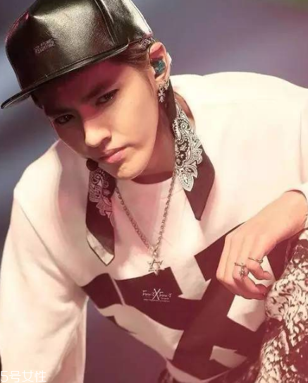 chrome hearts克羅心是奢侈品嗎？明星都喜歡曬的銀飾