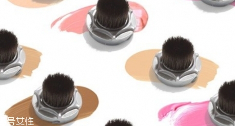 科萊麗粉底刷頭怎么用？Tati女神最愛的粉底刷頭