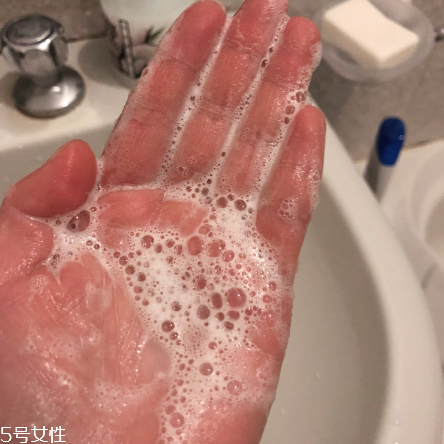 ipsa洗面奶好用嗎？洗完不拔干