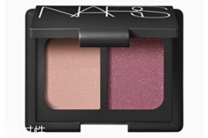 眼線眼影哪個(gè)先畫？先畫眼影妝容更持久