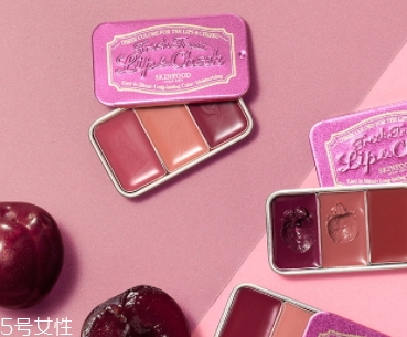 腮紅膏用什么工具？和粉狀腮紅不一樣