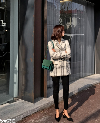 毛呢西裝如何搭配？各種風格隨意切換