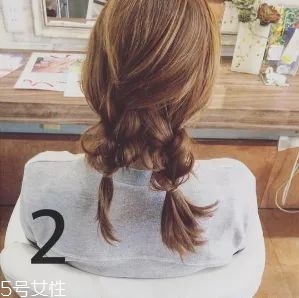 女生冬天長(zhǎng)發(fā)怎么編好看？長(zhǎng)發(fā)妹紙才懂得的痛