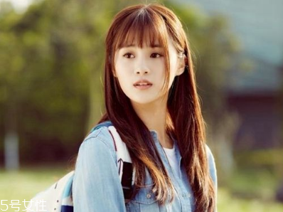 小女孩五角星辮子發(fā)型扎法 清純俏皮超可愛 小女孩五角星辮子發(fā)型扎法 清純俏皮超可愛