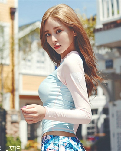 顯白的棕色系發(fā)色有哪些？棕色系發(fā)色大盤點(diǎn)