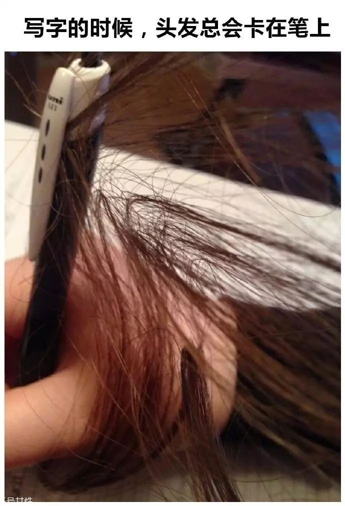 女生冬天長(zhǎng)發(fā)怎么編好看？長(zhǎng)發(fā)妹紙才懂得的痛