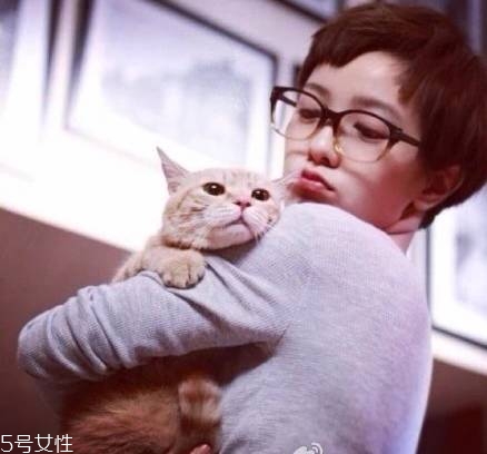 韓式空氣劉海配什么發(fā)型？不失個性魅力