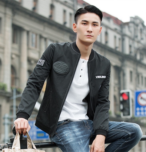 2018男生流行什么發(fā)型款式？2018男生染發(fā)顏色推薦