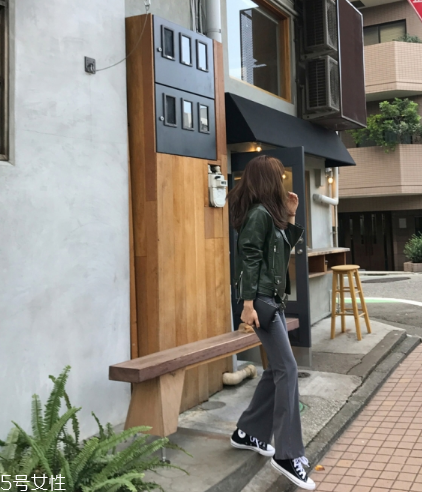 2018流行什么顏色皮衣？為你開啟時髦春季