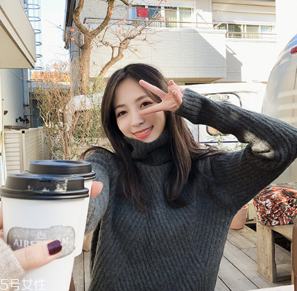 毛衣上的鐵銹怎么去除？這樣做還你全新毛衣