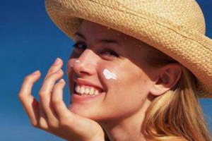 海邊防曬用多少倍的好？倍數(shù)越高越好