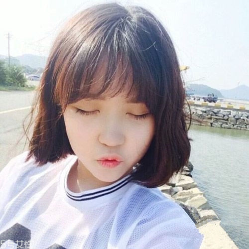 空氣劉海往上翹怎么辦？好前衛(wèi)的空氣劉海
