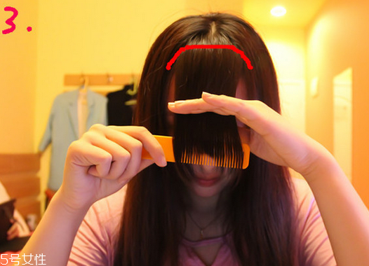 空氣劉海往上翹怎么辦？好前衛(wèi)的空氣劉海