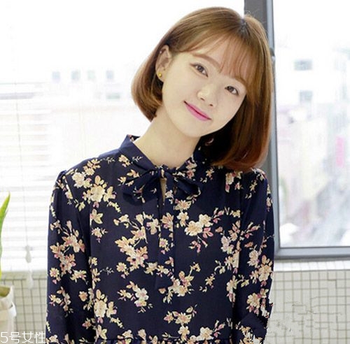 空氣劉海往上翹怎么辦？好前衛(wèi)的空氣劉海