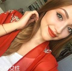 南瓜色口紅怎么挑選？十分高級的色彩