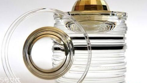 南瓜色口紅怎么挑選？十分高級的色彩