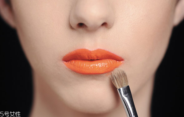 南瓜色口紅怎么挑選？十分高級的色彩