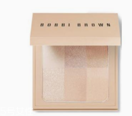 買粉餅好還是散粉？精致女孩粉餅是標配