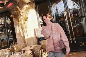 毛衣被蟲蛀了怎么辦？毛衣存放一定要注意