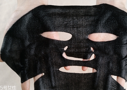 百雀羚三生花黑炭面膜多少錢？要洗嗎