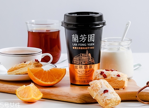 杯裝蘭芳園絲襪奶茶多少錢(qián)？