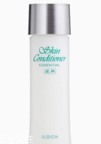 控油水乳哪個(gè)好？油膩中年的解油福星