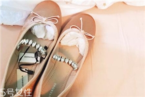 uterque鞋子怎么樣？出國必入的女鞋品牌