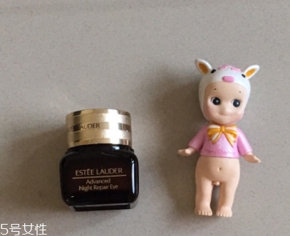 雅詩(shī)蘭黛和雪花秀眼霜哪個(gè)好？