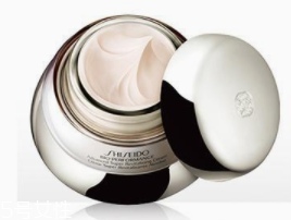 補(bǔ)水面霜哪個(gè)牌子好用？補(bǔ)水面霜還是大牌好