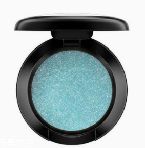 眼妝需要哪些東西？讓眼妝煜煜生輝的單品