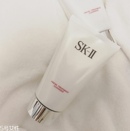 sk2洗面奶好用嗎？skii凈肌潔面乳