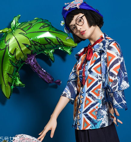 中國風(fēng)衣服怎么搭配？帶你演繹傳統(tǒng)之美