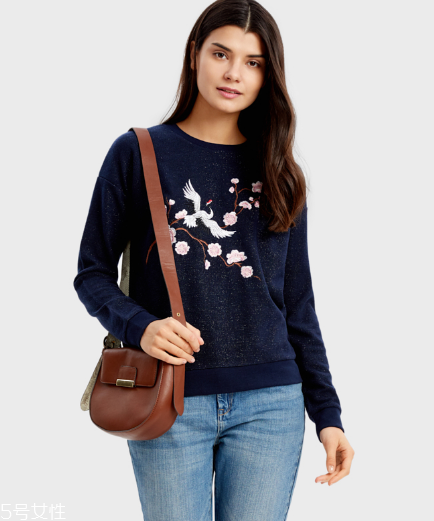 中國風(fēng)衣服怎么搭配？帶你演繹傳統(tǒng)之美