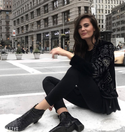 2022流行什么樣的牛仔褲？這些都是衣櫥必備