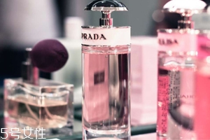 普拉達(dá)香水適合什么年齡？輕熟女人香