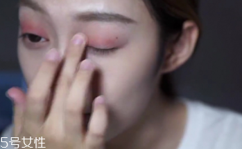 微醺桃花妝怎么化妝？簡單步驟滿足爆棚少女心