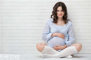 親潤(rùn)和袋鼠媽媽哪個(gè)好用？孕婦專(zhuān)用品牌