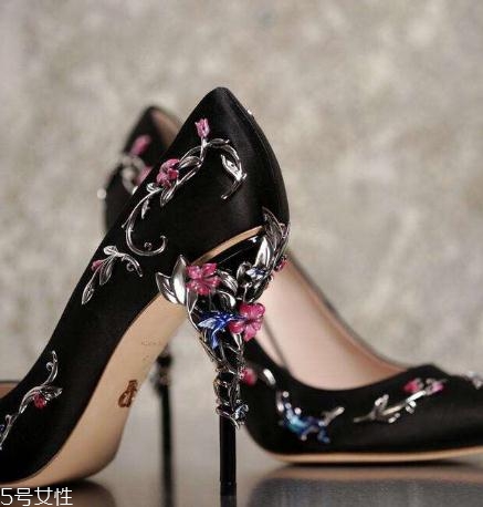 ralph russo鞋子多少錢(qián)？來(lái)自天使的禮物