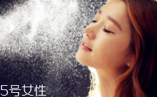 保濕爽膚水什么時候用？早中晚都必須用