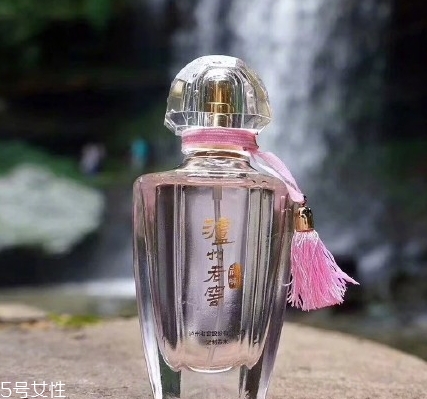 瀘州老窖香水什么味道？香調(diào)類似紀(jì)梵希