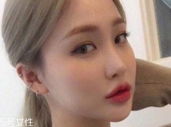 染發(fā)選什么顏色？黃皮適合亞麻和深棕