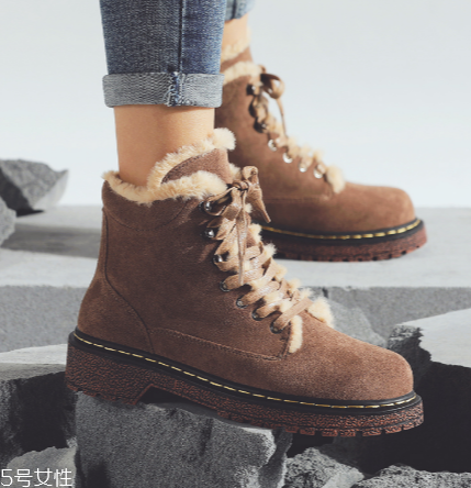2018流行什么款式馬丁靴？自帶酷girl屬性